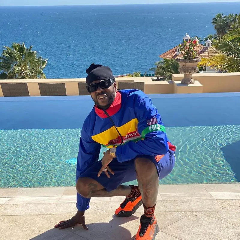 2 Chainz outfit in Ralph Lauren, Adidas, and Louis Vuitton, 2021