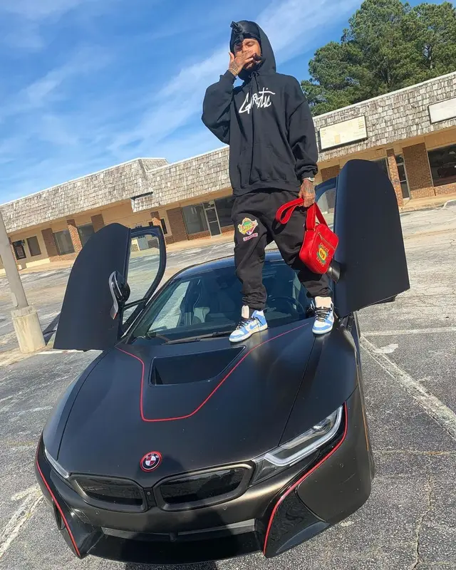 Lil Gnar outfit in Gnarcotic, Supreme, and Gucci, 2021