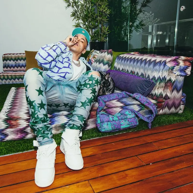 Sfera Ebbasta outfit in Formy Studio, Nike, and Comme Des Garcons, 2021