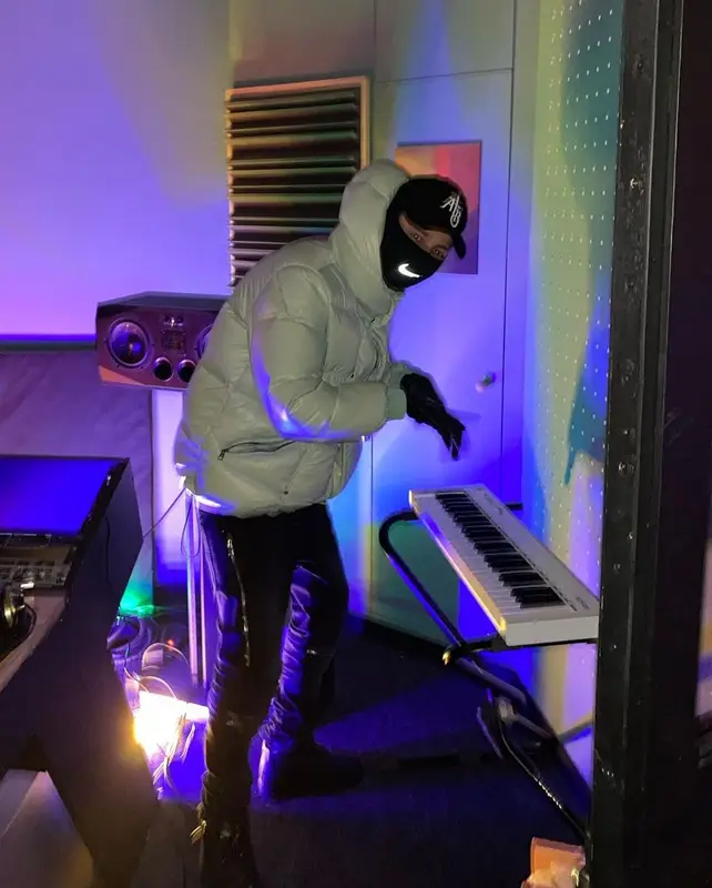 Obladaet outfit in Nike, Obladaet Merch, and Matthew Williams, 2021