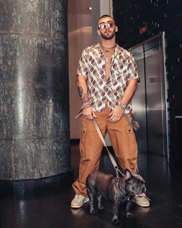 Manuel Turizo outfit in Gucci, Louis Vuitton, and NBA, 2021