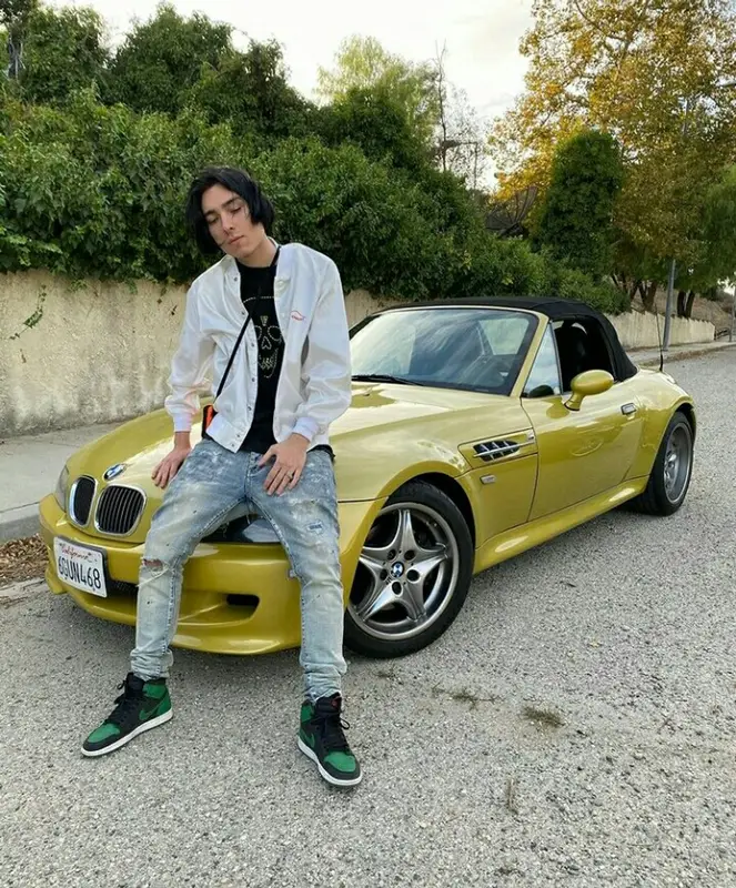 Flesh outfit in No Name, Vlone, and Purple Brand, 2021