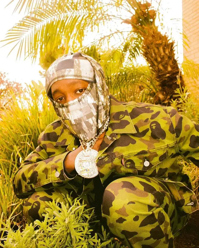 Don Toliver outfit in Bape, Bottega Veneta, and Levi’s, 2021