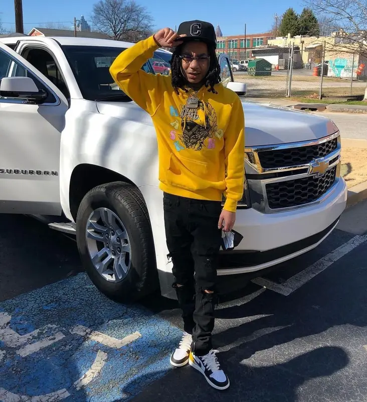 YBN Nahmir outfit in FashionNova, Nike, and New Era, 2021