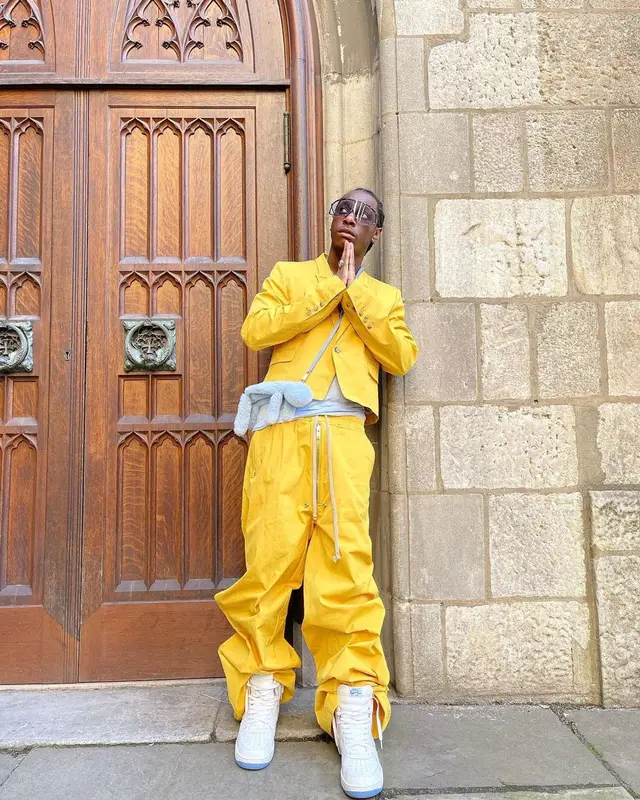 Bloody Osiris outfit in Nike and Rick Owens, 2021