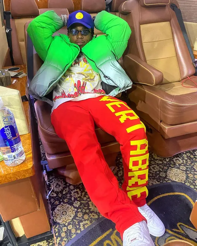 Jacquees outfit in Zara, Vertabrae, and Nike, 2021