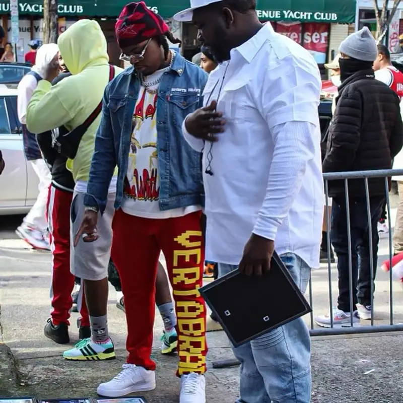 Gunna outfit in Vertabrae, Nike, and Cartier, 2021