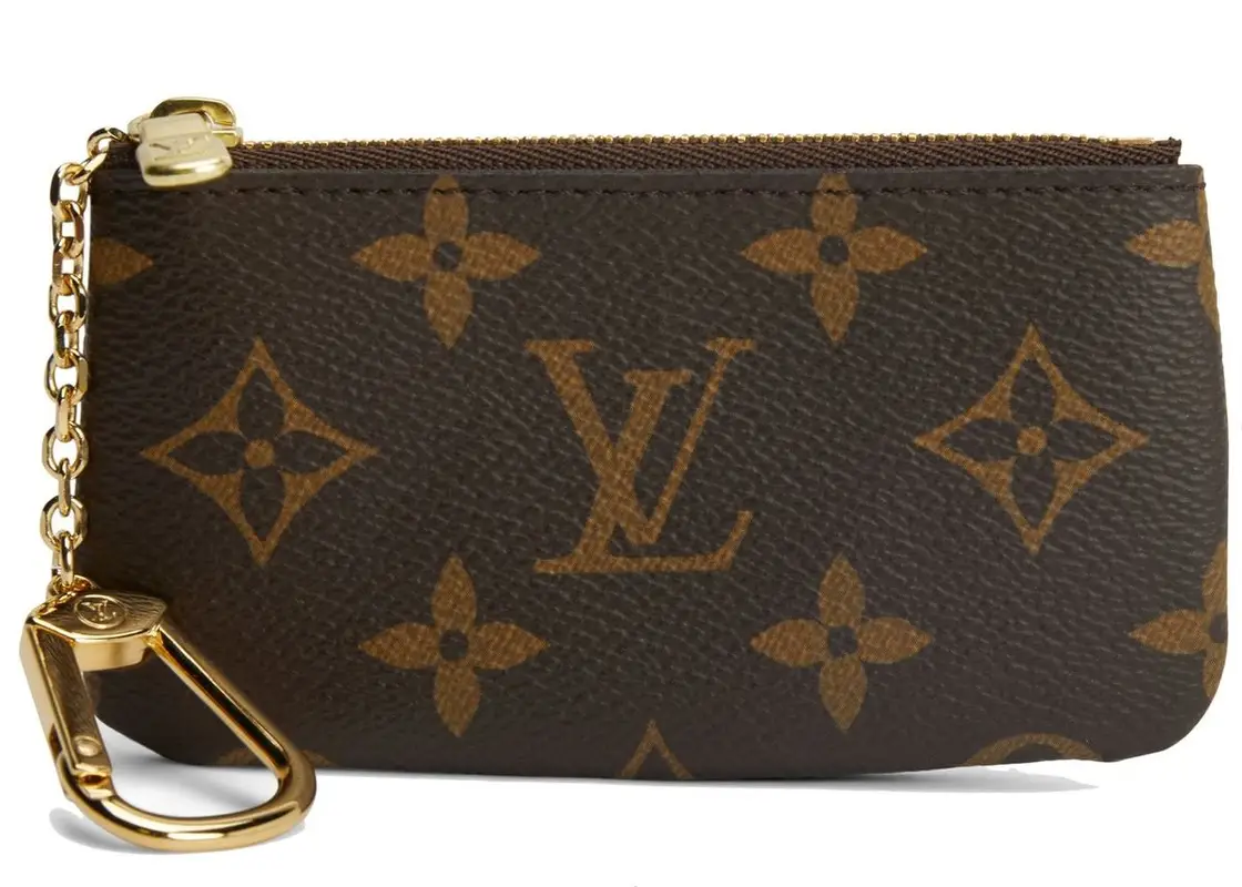 Saw a post asking about the key pouch & I ended up needing one. Went to my  local LV store & they have two in monogram! Bought one…here's what it fits  for