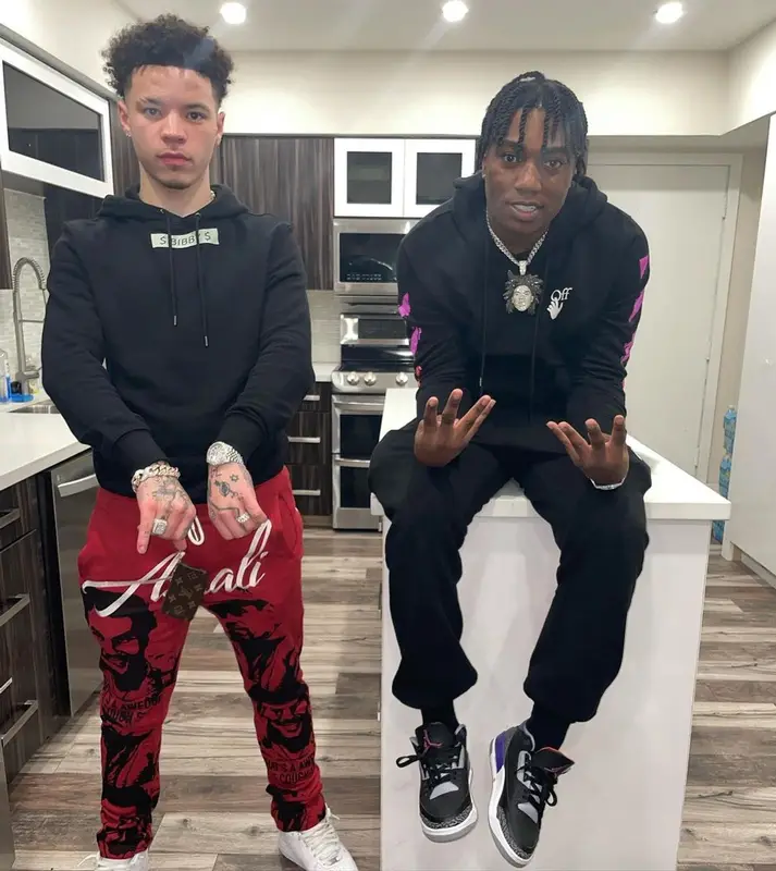 Lil Mosey outfit in Cough Syrup, Louis Vuitton, and Asaali, 2021