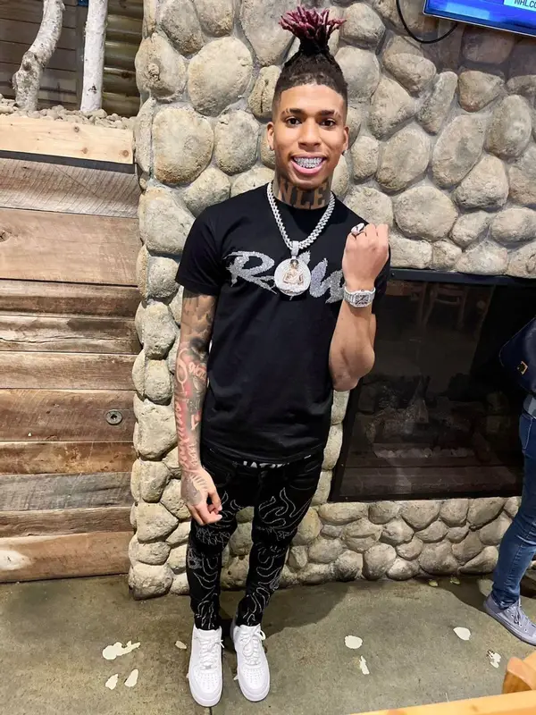 NLE Choppa outfit in Breandd Official , 2021