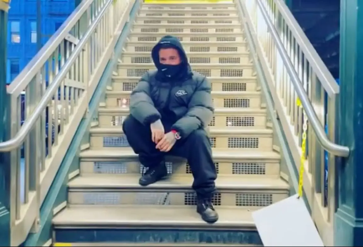 J Balvin outfit in Supreme and Nike, 2021