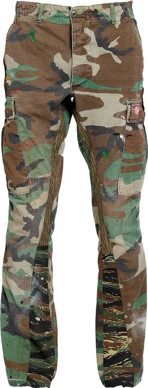 Gallery Dept. Green Camo Flare Cargo 