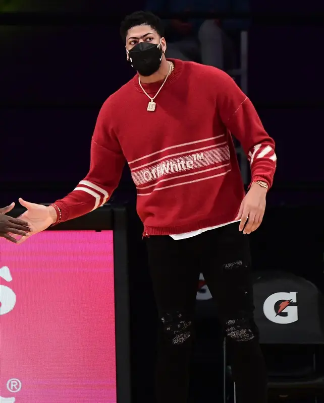 Anthony Davis outfit in Off-White, Amiri, and Henry Mask, 2021
