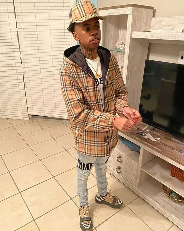 Lil Poppa outfit in Homme + Femme and Burberry, 2021
