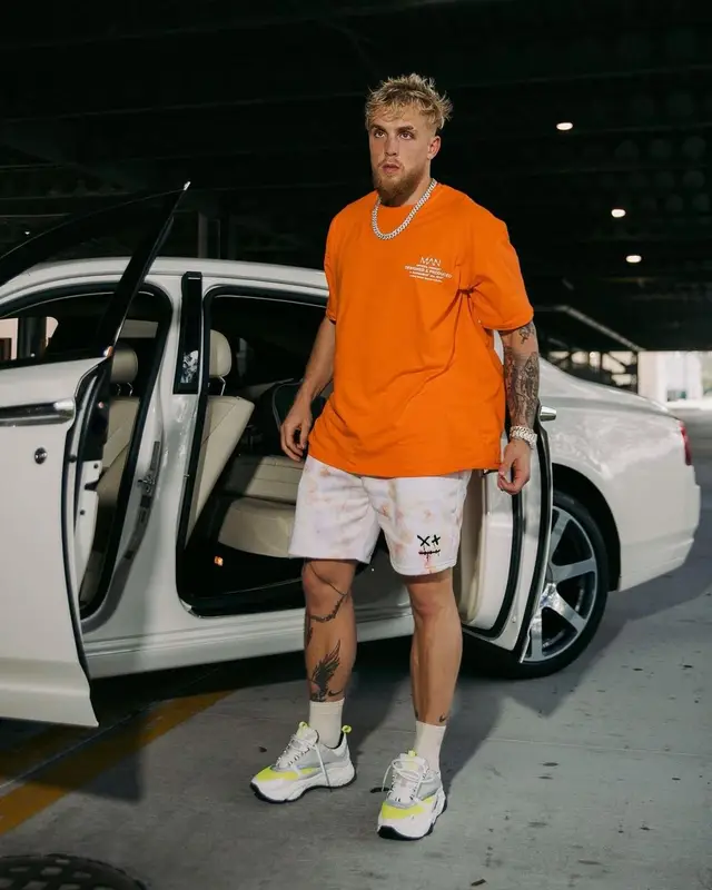 Jake Paul outfit in BooHoo, BooHooMan, and Dior, 2021