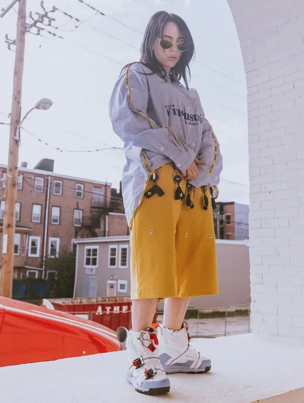 Billie Eilish outfit in Vindustries, Foo and Foo, and Nike, 2020