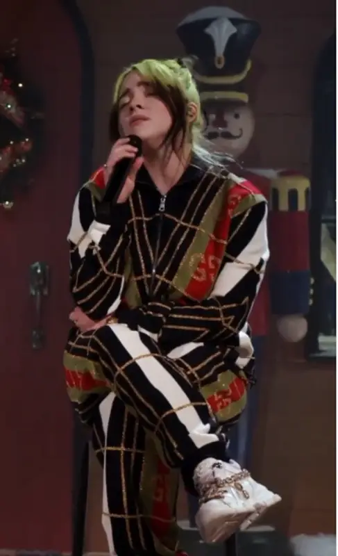 Billie Eilish outfit in Gucci, 2020