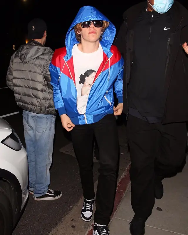 The Kid Laroi outfit in Celine, Levi’s, and Gucci, 2021