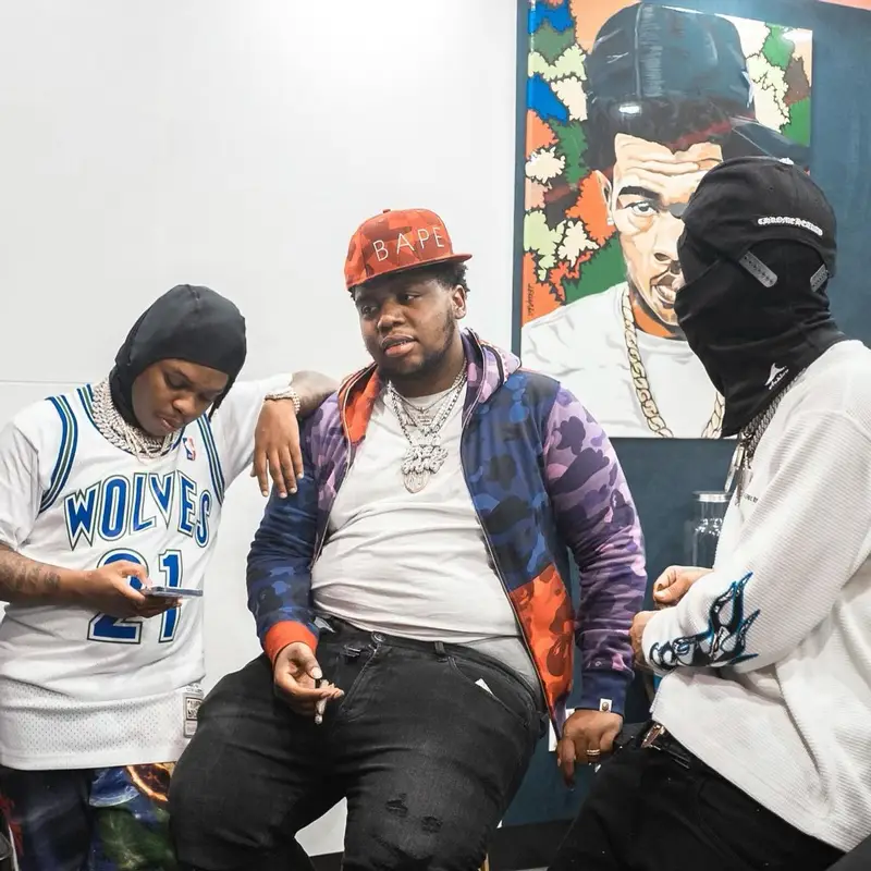 42 Dugg outfit in Moncler, Mitchell & Ness, and Nike, 2021