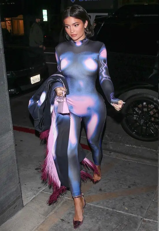 Kylie Jenner outfit in Mi Manera, Pierre Louis Mascia, and Keane, 2021