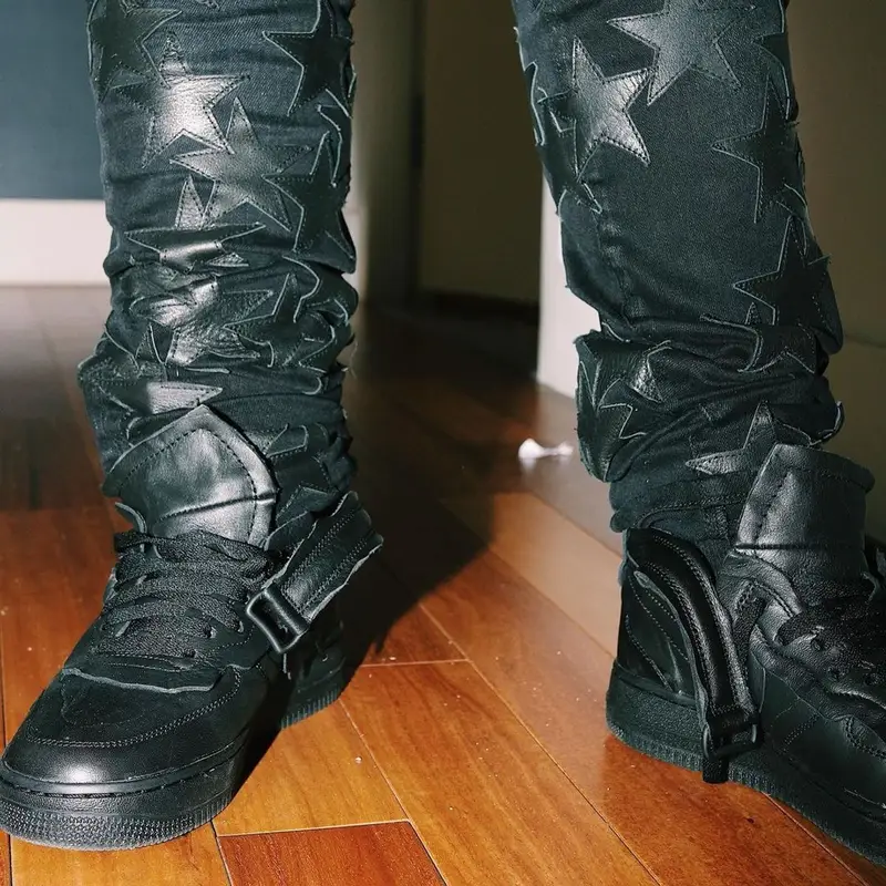 42 Dugg outfit in Chrome Hearts, Chemist, and Amiri, 2021