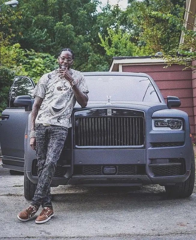 2 Chainz outfit in Amiri, Louis Vuitton, and Cartier, 2021