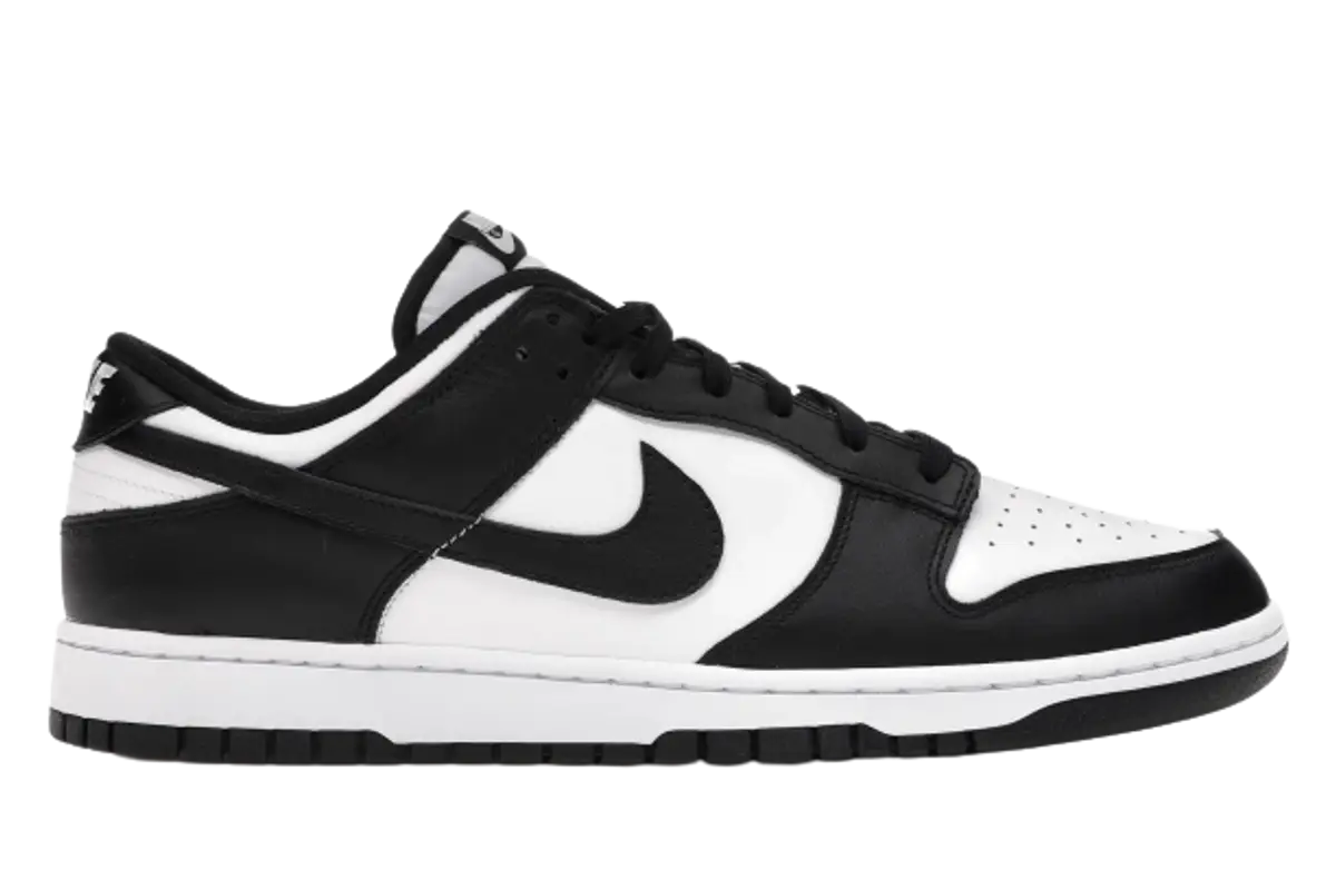 Nike Dunk Low Retro White Black Sneakers | WHAT'S ON THE STAR?