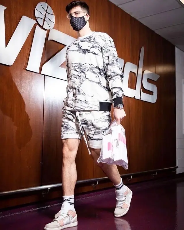 Deni Avdija outfit in Twenty Montreal, 2021