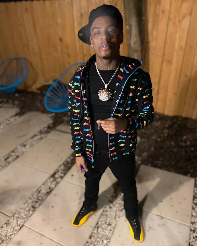 Splurge outfit in IceCream, Ksubi, and Jordan, 2021