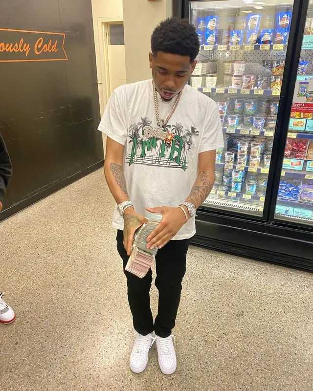 Pooh Shiesty outfit in Amiri and Nike, 2021