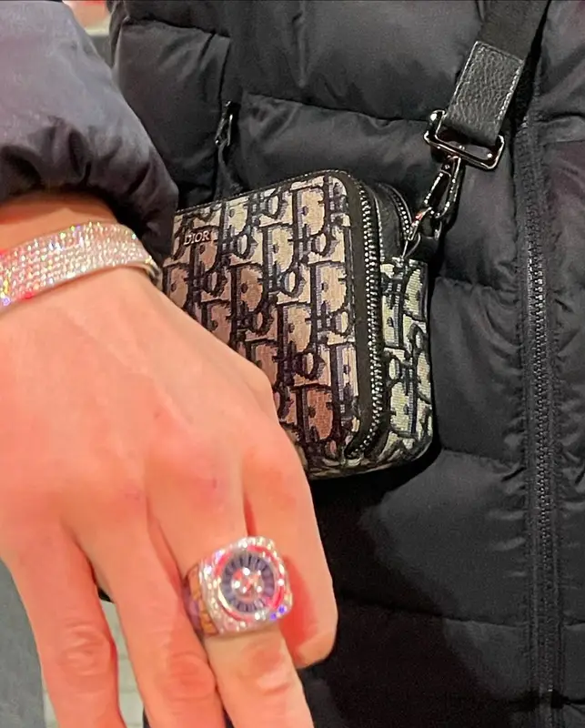 Obladaet outfit in Arc'teryx, Dior, and Nike, 2021