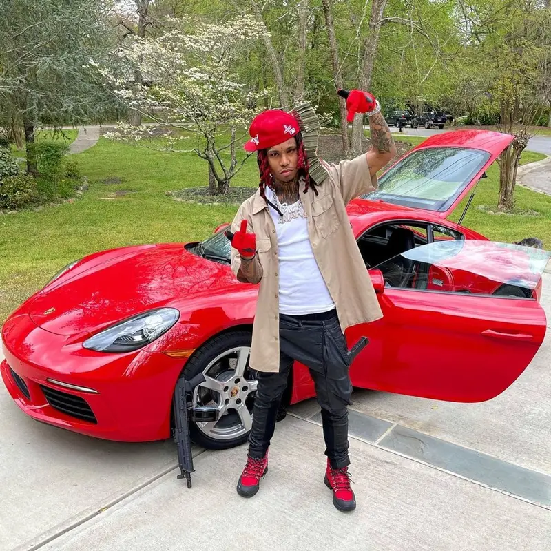 Lil Gnar outfit in Dickies, Rick Owens, and Roa, 2021