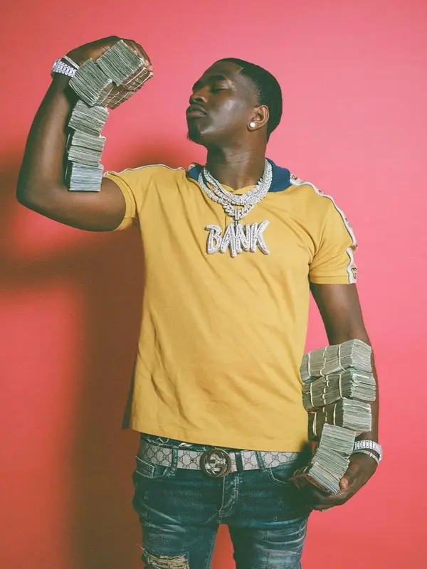 Bankroll Freddie outfit in Gucci and Valabasas, 2021