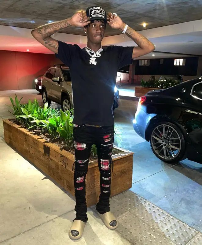 Yung Mal outfit in Evol, Chrome Hearts, and Yeezy, 2021