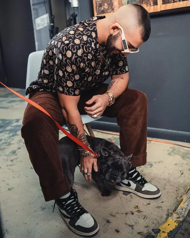 Manuel Turizo outfit in Gucci, Dior, and Ken Scott, 2021