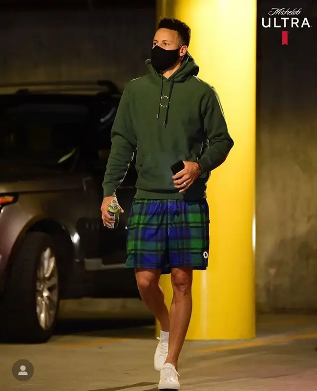 Stephen Curry outfit in Trophy Hunting, 2021