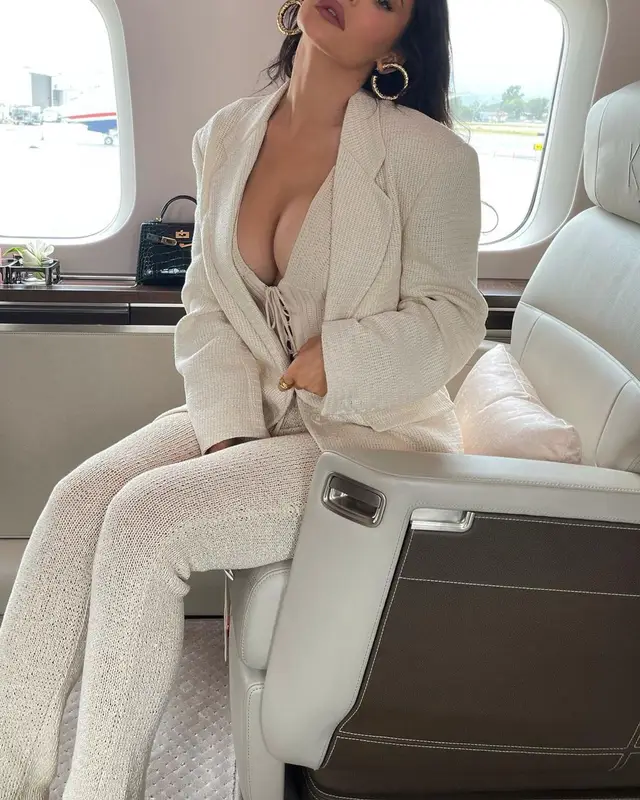 Kylie Jenner outfit in Magda Butrym, Dion Lee, and Hermes, 2021