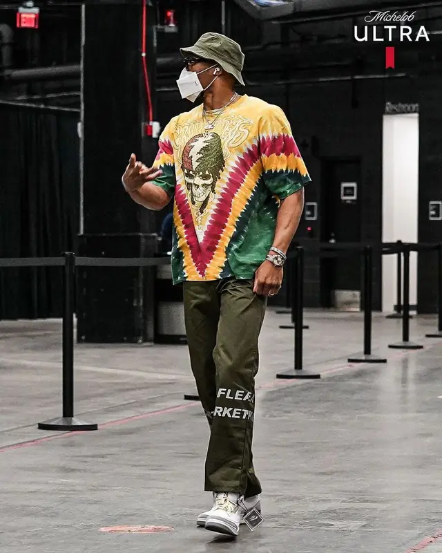 Russell Westbrook outfit in Liquid Blue, Henry Mask, and Grateful Dead, 2021