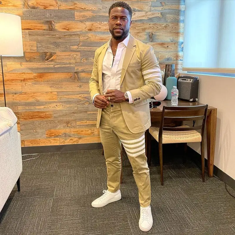 Kevin Hart outfit in Thom Browne and Common Projects, 2021