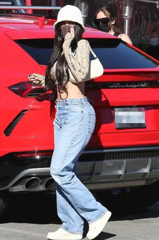 Kylie Jenner outfit in Proenza Schouler, By Far, and Skims, 2021