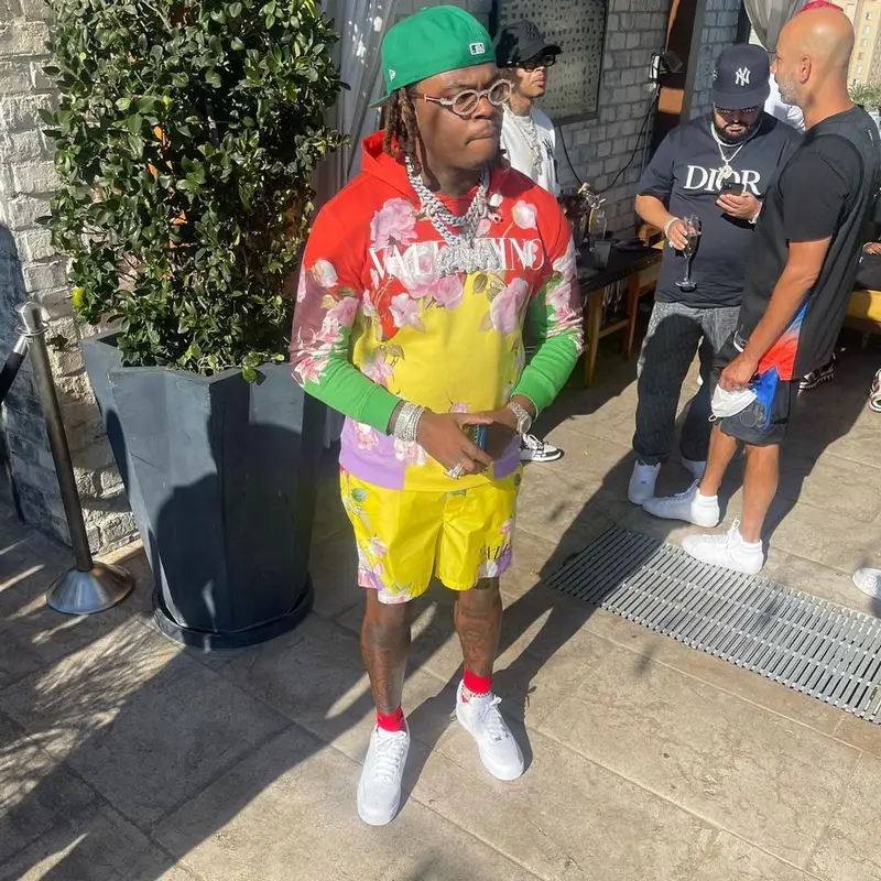 Gunna outfit in Valentino, Nike, and Cartier, 2021
