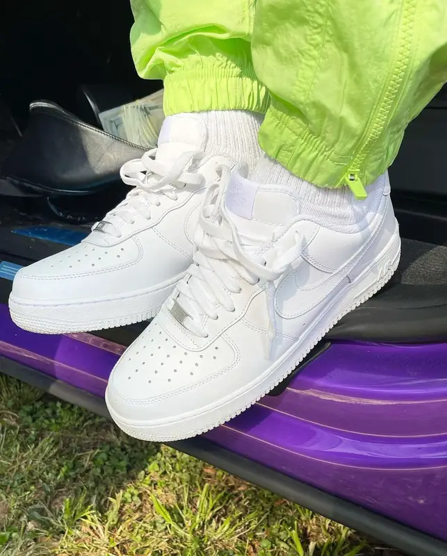 Bankroll Freddie outfit in Nike, 2021