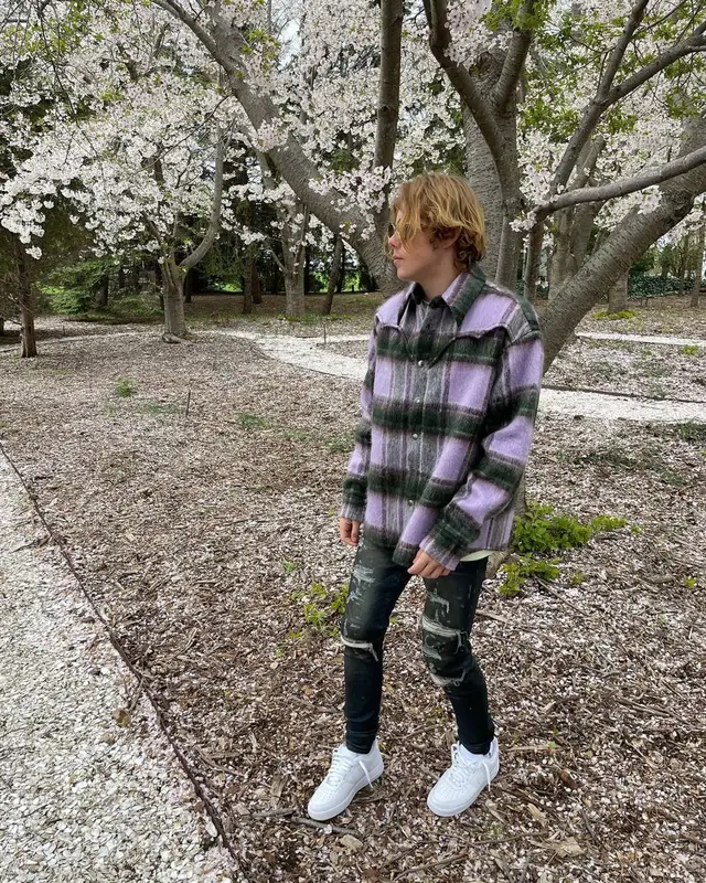 The Kid Laroi outfit in Natasha Zinko, Amiri, and Gucci, 2021