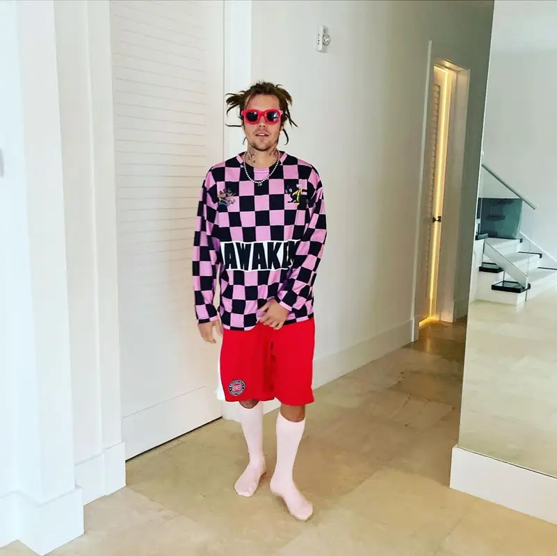 Justin Bieber outfit in Liberal Youth Ministry, Akila, and Polite Worldwide, 2021