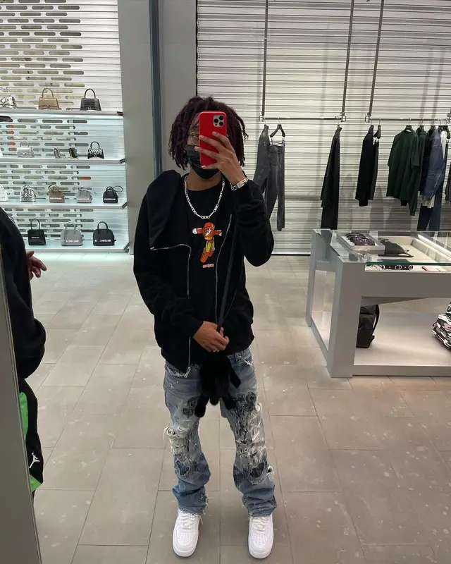 Lil Tecca outfit in Rick Owens, Nike, and Ray-Ban, 2021