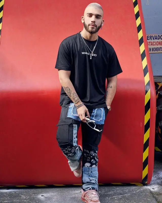 Manuel Turizo outfit in Burberry, Adidas, and Prada, 2021