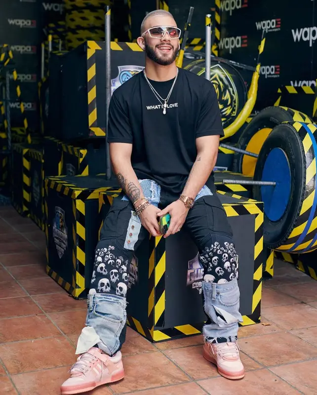 Manuel Turizo outfit in Burberry, Adidas, and Prada, 2021