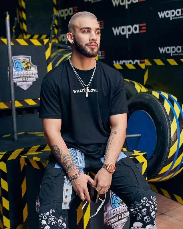 Manuel Turizo outfit in Burberry, Adidas, and Prada, 2021