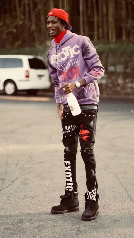Yung Mal outfit in Timberland, Burberry, and New Era, 2021