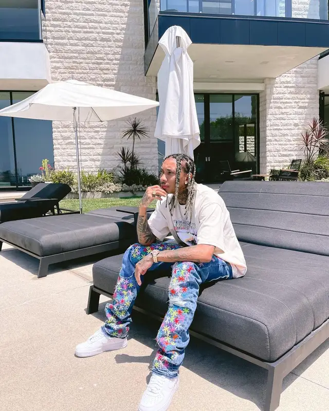 Tyga outfit in Homme + Femme, Pale, and Nike, 2021